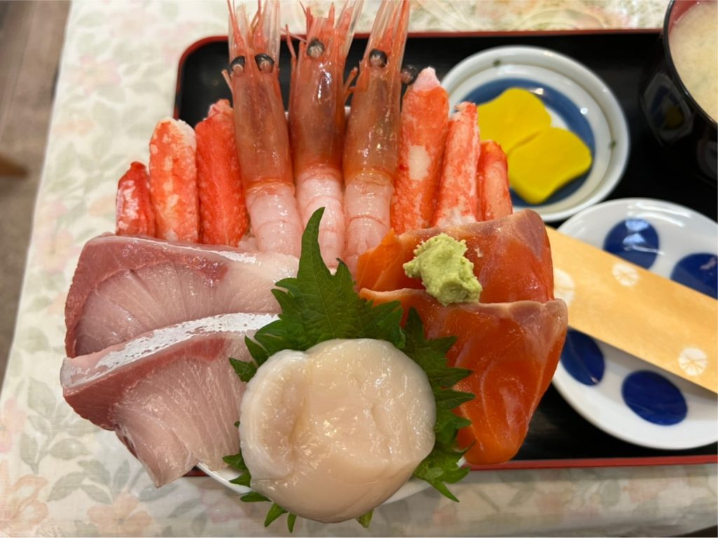 札幌_二条市場の海鮮丼